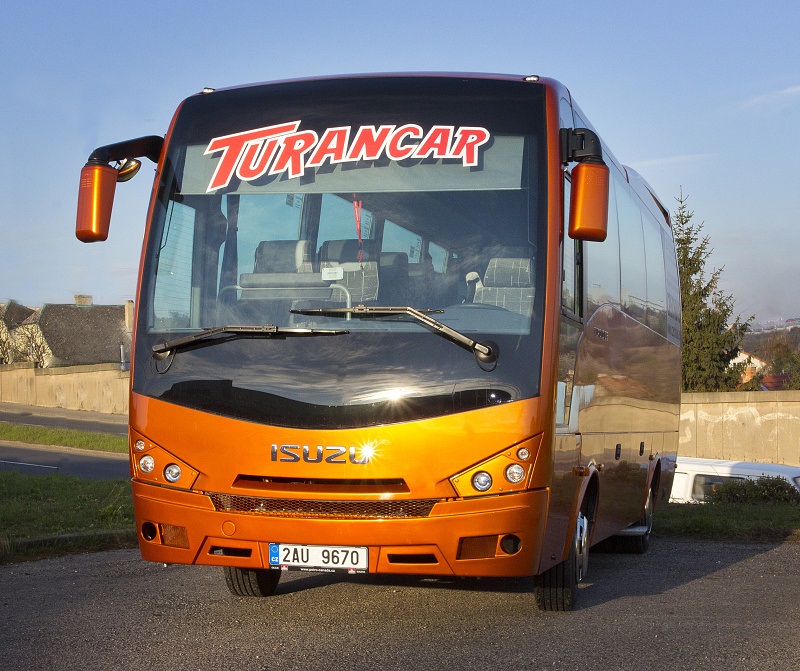 isuzu-turquoise-5