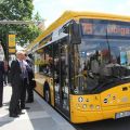 Elektrický autobus Solaris Urbino 12 jezdí na lince v Drážďanech