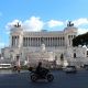 Řím omezí vjezd turistických autobusů do centra, ale elektrobusy mají úlevu