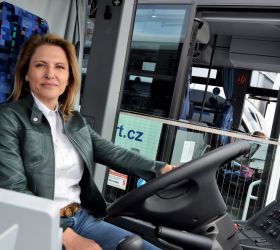 Modrobílý svět dopravy, 10 otázek pro Kateřinu Kratochvílovou předsedkyni představenstva ICOM transport
