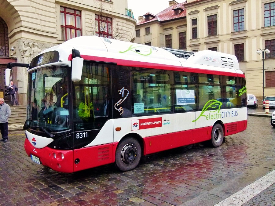 Elektrobus_01 V Praze