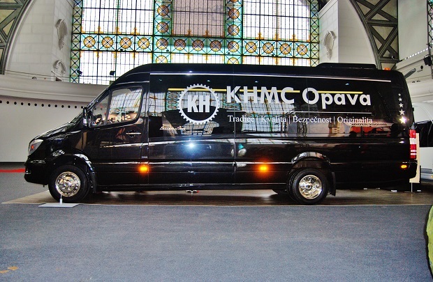 Prémiový Midi Bus Mercedes-Benz BUSINESS EXCLUSIVE na veletrhu CZECHBUS 2015 (foto: Zdeněk Nesveda)