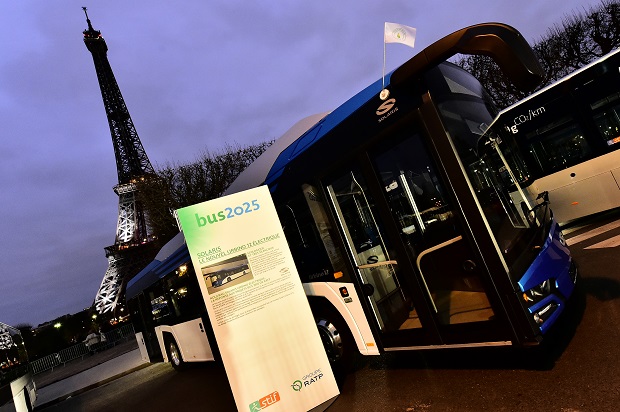 paris_has_started_testing_solaris_new-generation_electric_bus_(1)_fot__franck_foucha_