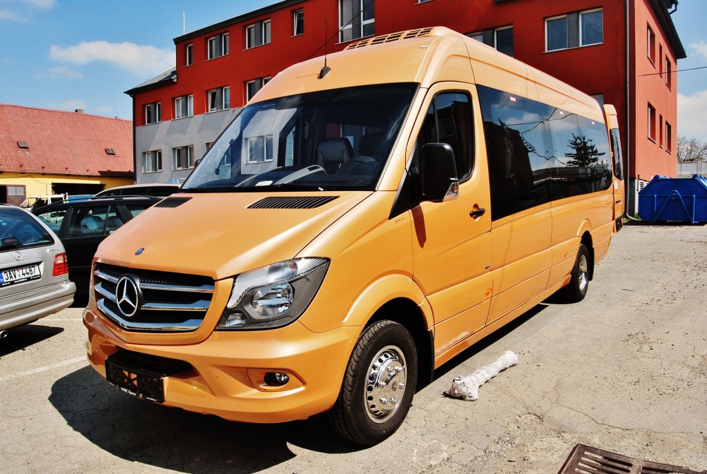 Mercedes – Benz Sprinter autobus KHMC (ilustrační foto: Zdeněk Nesveda)