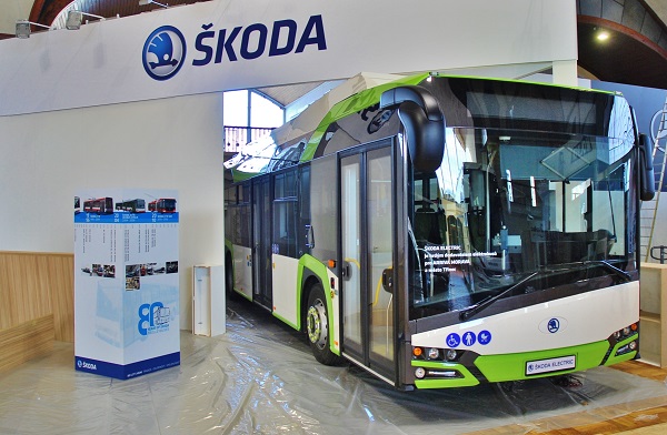 Tři "stoprocentní" elektrobusy se také objevily na veletrhu CZECHBUS v Praze, foto: Zdeněk Nesveda