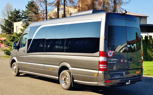 Mercedes - Benz Sprinter 519 CDI 19 +1 pro společnost RUBEŠ autobusová zájezdová doprava ( foto: KHMC)