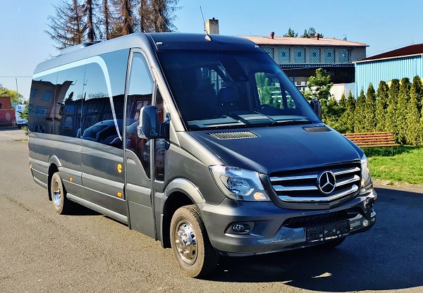 Mercedes - Benz Sprinter 519 CDI 19 +1 pro společnost RUBEŠ autobusová zájezdová doprava ( foto: KHMC)