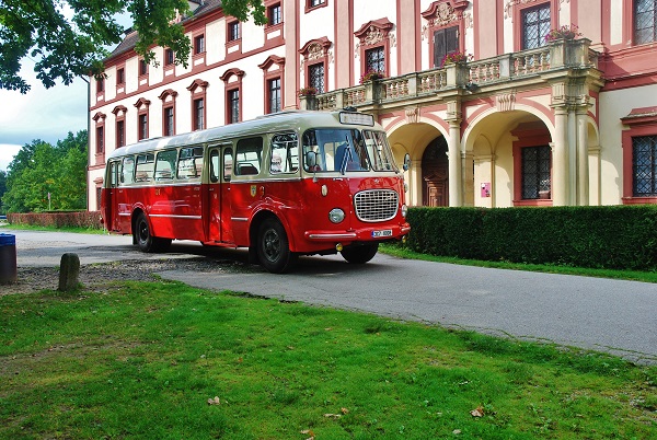 Městský autobus Škoda 706 RTO z Dopravního podniku města České Budějovice, který bude také v novém RTO kalendáři 2018 (foto: Zdeněk Nesveda)