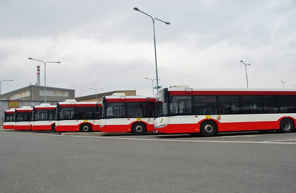 Autobusy PMDP (ilustrační foto: Zdeněk Nesveda)