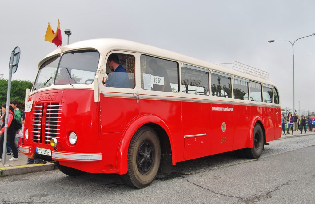 Poválečný československý autobus Škoda 706 RO 1951 ve sbírce muzea DPP (foto: Zdeněk Nesveda) 