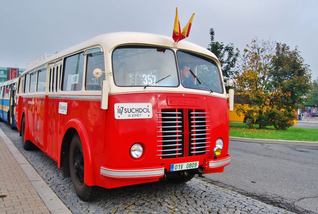 Poválečný československý autobus Škoda 706 RO 1951 ve sbírce muzea DPP (foto: Zdeněk Nesveda) 