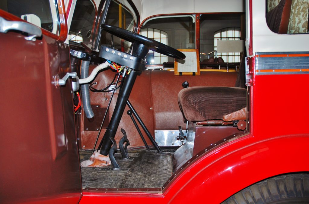 Poválečný československý autobus Škoda 706 RO 1951 ve sbírce muzea DPP (foto: Zdeněk Nesveda) 