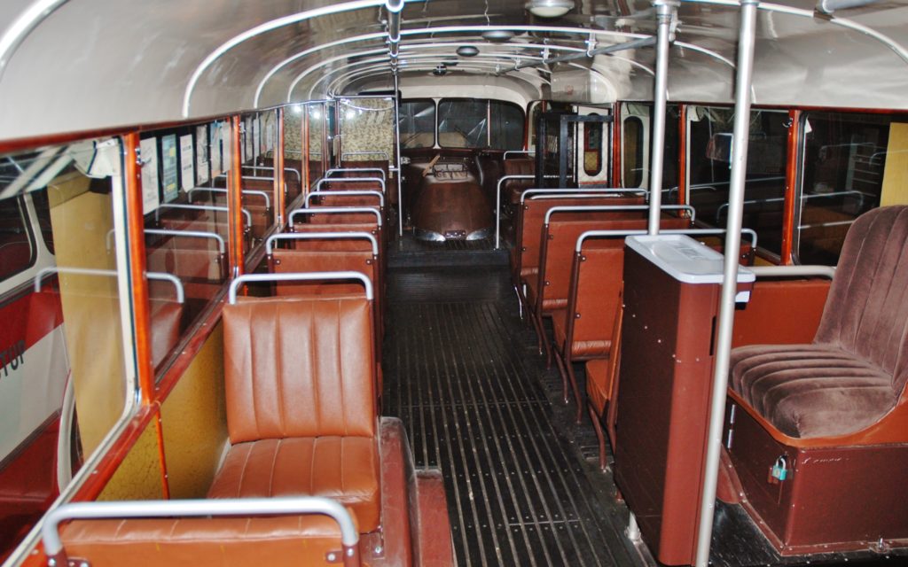 Poválečný československý autobus Škoda 706 RO 1951 ve sbírce muzea DPP (foto: Zdeněk Nesveda) 