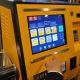 Nové jízdenkové automaty v Praze prodají jízdenku i poradí cestu